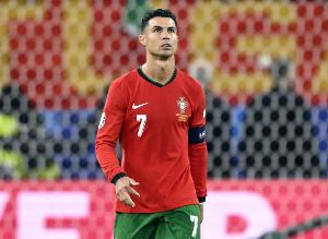 金年会官网-镜报：C罗未出席若塔葬礼，他担心他的出现会盖过葬礼告别场面